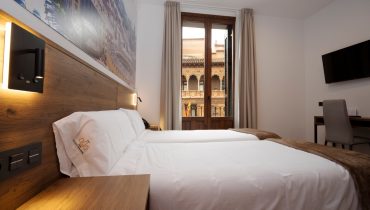 00db3ad5-71d1-435a-920f-441eadccd436